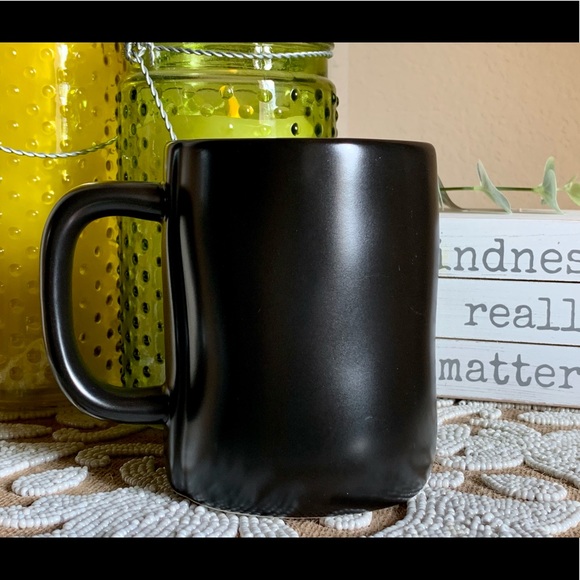 NEW Rae Dunn ‘Mom Fuel’ Black Mug - Picture 2 of 5